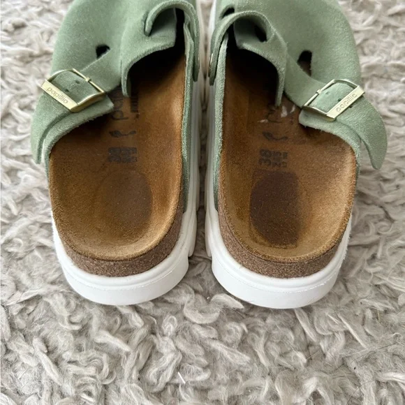 Birkenstock Boston Chunky Clogs in Green Tea (Papillio) - Picture 12 of 12